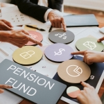 Jangan Ditunda! Alasan Kenapa Karyawan Perlu Pikirkan Dana Pensiun Sedini Mungkin - Tuwaga