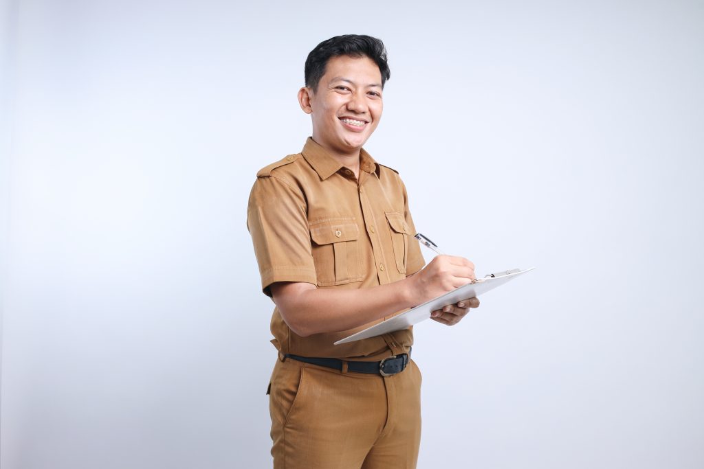 berapa gaji pns