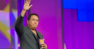 ramalan robert kiyosaki