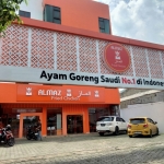 5 Fakta Menarik dan Promo Ayam Almaz yang Viral Mirip Albaik - Tuwaga
