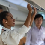 Gaji Pramugari Pesawat: Penghasilan Fantastis tapi Nggak Semudah yang Dibayangin! Gaji Pramugari Pesawat: Penghasilan Fantastis tapi Nggak Semudah yang Dibayangin! - Tuwaga