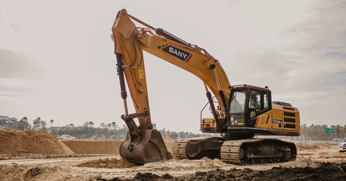 Excavator (sumber: Newman Tractor)