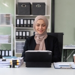 10 Ide Bisnis Kreatif 2025 yang Bisa Cuan Sampai 1 Juta Per Hari! - Tuwaga