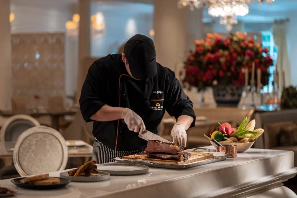 harga buffet hotel mulia tuwaga