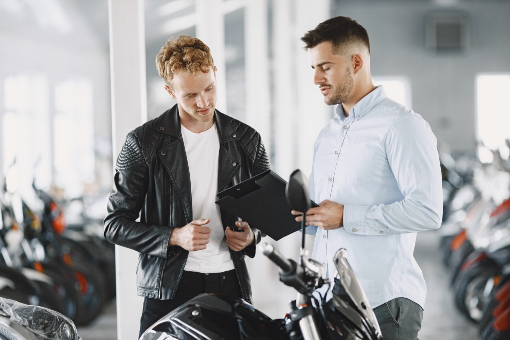 kenapa motor tarikan leasing murah
