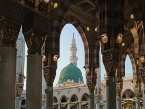 travel umroh surabaya tuwaga