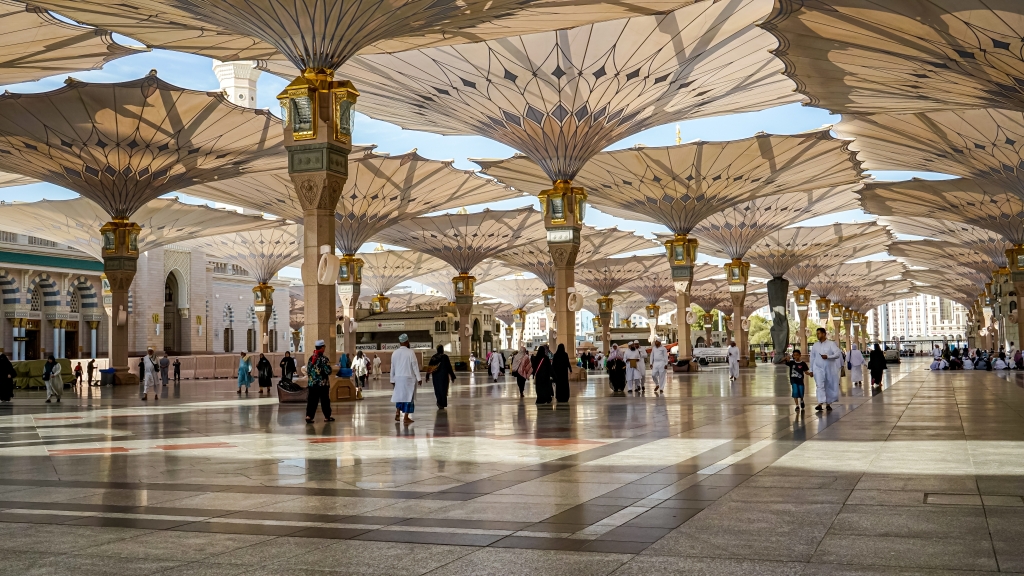 travel umroh termurah tuwaga