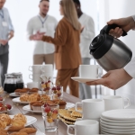 10 Ide Gathering Kantor 2025 + Estimasi Budget-nya, Biar Gak Overbudget! - Tuwaga