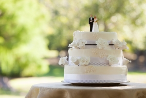 tren wedding cake tuwaga