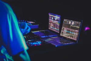 aplikasi pembuat musik gratis 2025