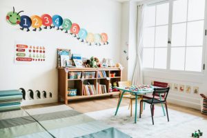 ide dekorasi kelas 17 agustus tuwaga