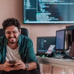 Mudah Banget! Begini Cara Membuat Aplikasi Mobile di 2025 - Tuwaga
