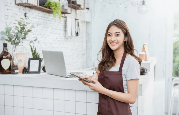 contoh bisnis model canvas makanan tuwaga