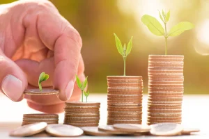 dermawan yang membantu melunasi hutang tuwaga