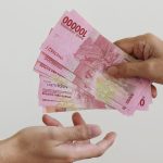 Pinjaman 300 Ribu Langsung Cair Tanpa KTP, Emang Ada? - Tuwaga
