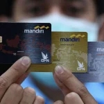 4 Cara Mengatasi ATM Mandiri Terblokir Tanpa ke Bank 4 Cara Mengatasi ATM Mandiri Terblokir Tanpa ke Bank - Tuwaga