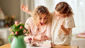 hadiah ulang tahun untuk ibu tuwaga