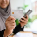 Cicilan Kartu Kredit 0% dalam Pandangan Islam: Apakah Termasuk Riba? - Tuwaga