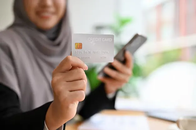 hukum kartu kredit dalam islam tuwaga