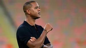 uang kompensasi patrick kluivert tuwaga