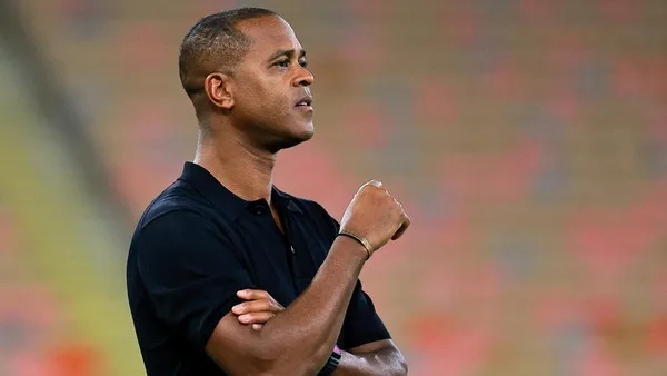 uang kompensasi patrick kluivert tuwaga