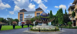 Pondok Pesantren Assalaam Solo tuwaga