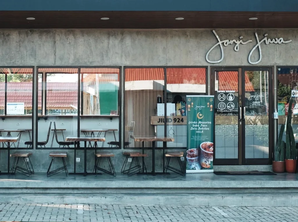 gaji karyawan janji jiwa tuwaga