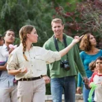 Gaji Tour Leader: Range Penghasilan, Komisi, dan Syarat Sertifikasinya - Tuwaga