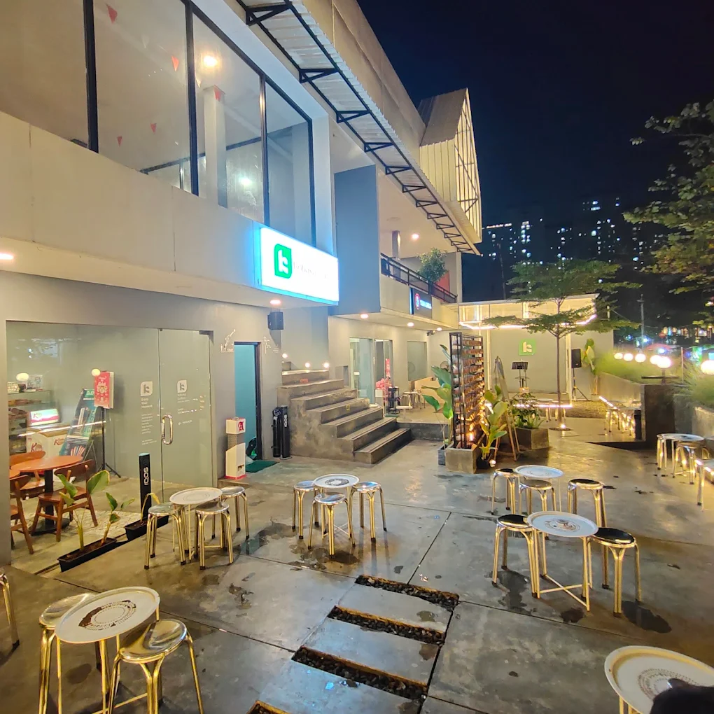 cafe 24 jam jakarta Kobasa Coffee