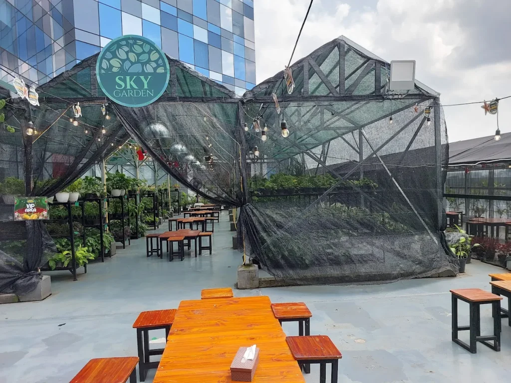 cafe 24 jam jakarta Sky Garden Cafe
