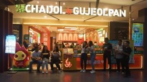 aktivitas di outlet chadol gujeolpan pada sebuah Mall di berbagai daerah di Indonesia