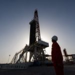Harga Minyak Dunia Naik 2 Persen, Pasar Soroti Kebuntuan Perundingan AS-Iran - Tuwaga