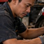 Bayar Cicilan Motor Pakai Pinjol? Cek Risiko Dobel Utang - Tuwaga
